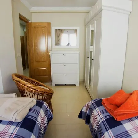 Apartment Mcgomez House *